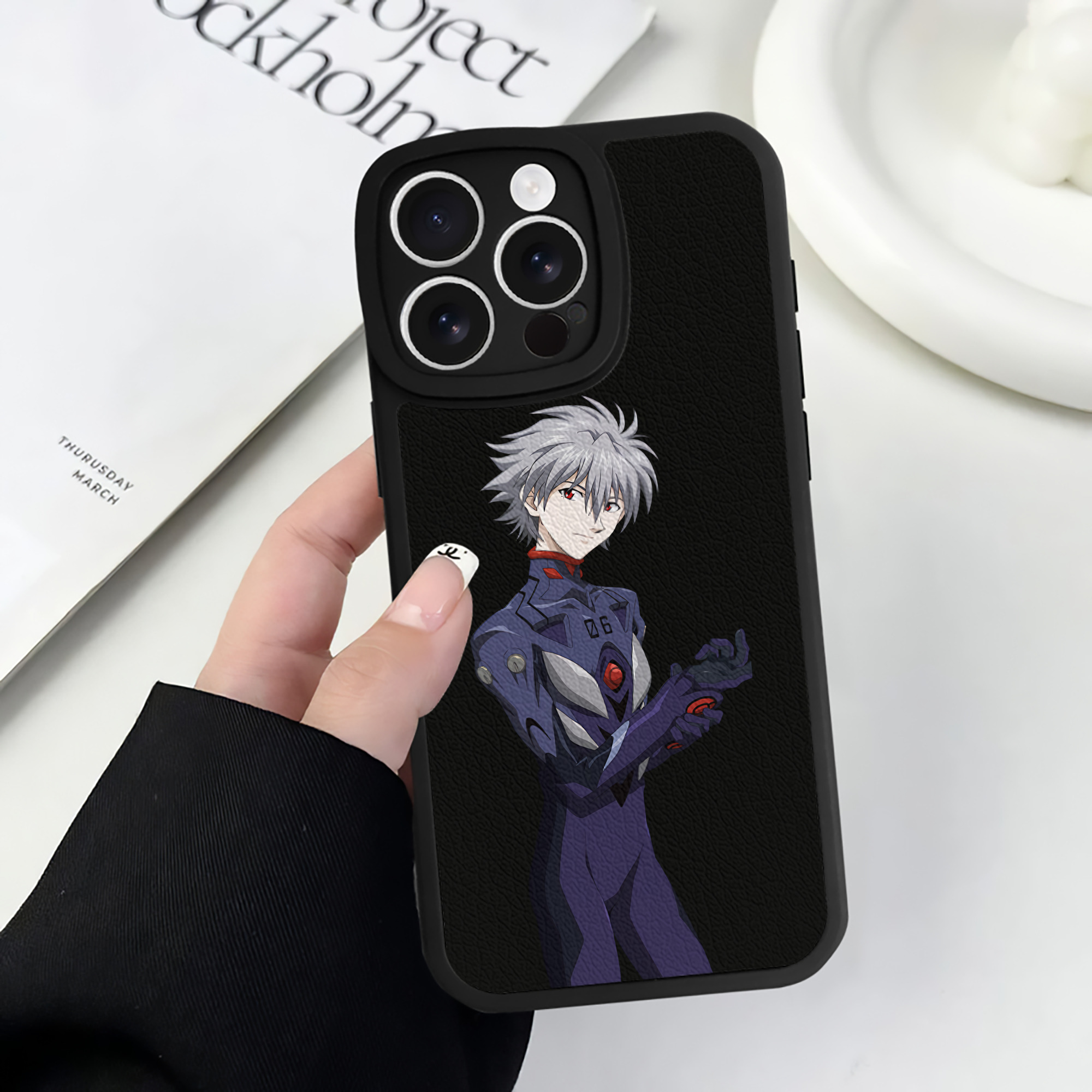 （画像用） EVA 新世紀エヴァンゲリオン 【iPhone 16シリーズ対応】シリコンスマホケース（レザー調） 材質：シリコン
